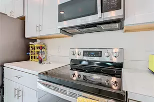 208 Goldenrod Ln, Kissimmee, FL 34759 - Photo 15