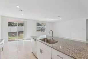 2350 White Tail St, Davenport, FL 33837 - Photo 15