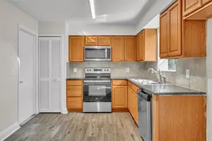 7724 Pengrove Pass, Orlando, FL 32835 - Photo 19