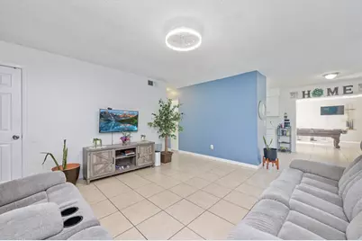 4046 Luan Drive, Orlando, FL 32808 - Photo 3