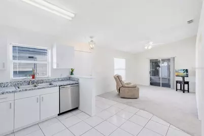 1044 Vista Palma Way, Orlando, FL 32825 - Photo 9