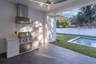 910 Golfview St, Orlando, FL 32804 - Photo 71