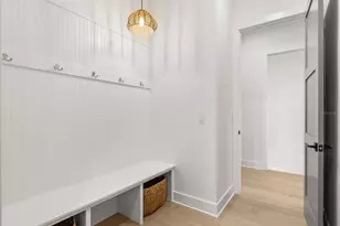 910 Golfview St, Orlando, FL 32804 - Photo 35