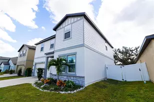 35576 Eastbrook Ave, Zephyrhills, FL 33541 - Photo 3