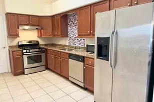 1083 David Walker Dr, Tavares, FL 32778 - Photo 19