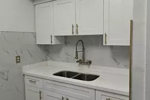 1311 11th Ave S, Saint Petersburg, FL 33705 - Photo 19