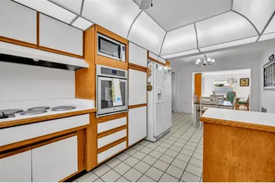 2653 W Vina Del Mar Boulevard, Saint Pete Beach, FL 33706 - Photo 11