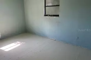 1089 S Deleon Ave, Titusville, FL 32780 - Photo 3