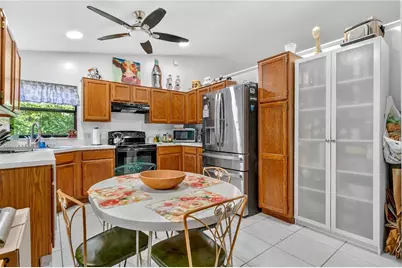 4212 Reynard Court, Oviedo, FL 32765 - Photo 9