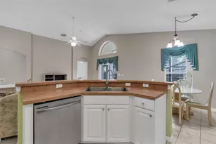 4700 Cumbrian Lakes Dr, Kissimmee, FL 34746 - Photo 9