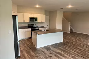 7959 Peace Lily Ave, Wesley Chapel, FL 33545 - Photo 3