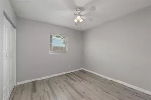 6494 3rd Ave S, Saint Petersburg, FL 33707 - Photo 5