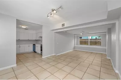 6494 3rd Avenue S, Saint Petersburg, FL 33707 - Photo 13