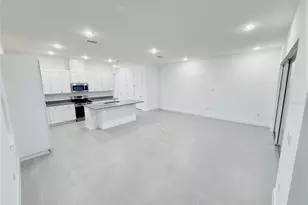 12585 Clear Sapphire Dr, Winter Garden, FL 34787 - Photo 3