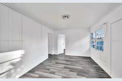 1001 N 16th Court, Fort Pierce, FL 34950 - Photo 7