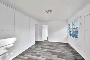 1001 N 16th Ct, Fort Pierce, FL 34950 - Photo 7