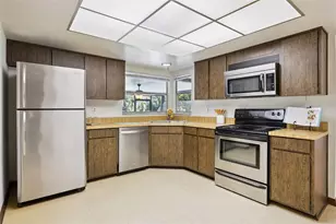 100 E Wyndham Ct, Longwood, FL 32779 - Photo 23