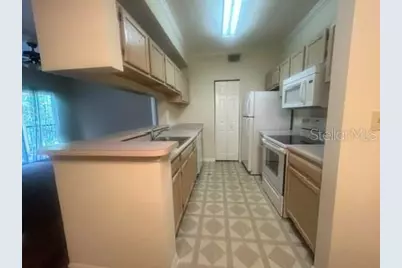 5616 Pinnacle Heights Circle #302, Tampa, FL 33624 - Photo 3