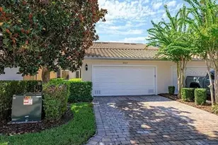 8427 Leatherleaf Ln, Orlando, FL 32827 - Photo 17