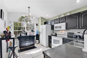 102 Ethan Ave, Davenport, FL 33897 - Photo 5