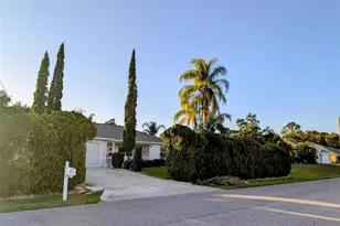 22 Ruth Dr, Palm Coast, FL 32164 - Photo 3