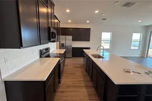 857 Hawthorne Berry Rd, Lakeland, FL 33810 - Photo 5