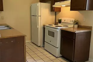 127 Country Club Dr, Sanford, FL 32771 - Photo 5