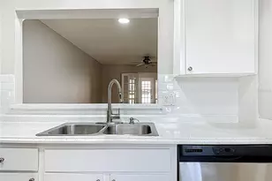 4320 Middlebrook Rd, Orlando, FL 32811 - Photo 9