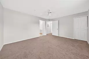 13917 Fairway Island Dr, Orlando, FL 32837 - Photo 37