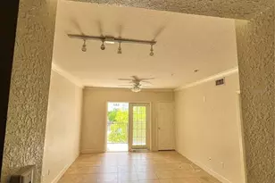 206 E South St, Orlando, FL 32801 - Photo 7
