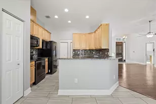 11411 SW 139th Pl, Dunnellon, FL 34432 - Photo 5