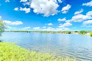 4894 Waterside Pointe Cir, Orlando, FL 32829 - Photo 7