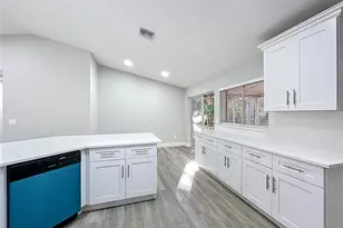 1002 Beckstrom Dr, Oviedo, FL 32765 - Photo 25