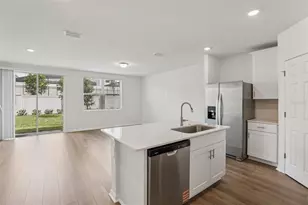 16346 Bird of Paradise Ave, Clermont, FL 34714 - Photo 9