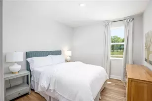 10182 White Magnolia Sq, Thonotosassa, FL 33592 - Photo 17