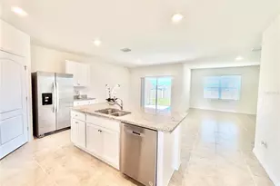 2752 Gentle Rain Dr, Davenport, FL 33837 - Photo 5