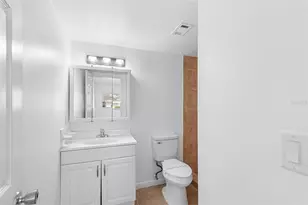 555 62nd St S, Saint Petersburg, FL 33707 - Photo 9