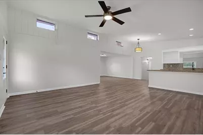 32 Virginia Avenue, Deland, FL 32724 - Photo 5