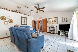 12622 Eryn Blvd, Clermont, FL 34711 - Photo 11