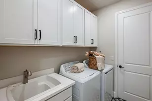 19305 Lochside Ln, Mount Dora, FL 32757 - Photo 17
