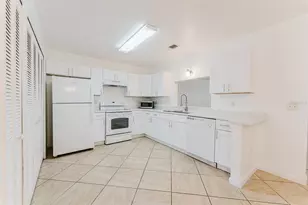 5990 Scotchwood Glen, Orlando, FL 32822 - Photo 9