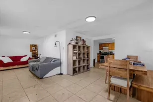 2413 Marlboro St, Orlando, FL 32806 - Photo 3