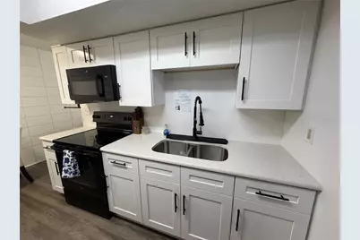 15219 Westminister Avenue #B, Clearwater, FL 33760 - Photo 3