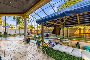 911 Jungle Ave N, Saint Petersburg, FL 33710 - Photo 57