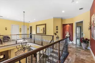 911 Jungle Ave N, Saint Petersburg, FL 33710 - Photo 41