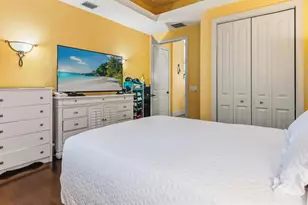 911 Jungle Ave N, Saint Petersburg, FL 33710 - Photo 25