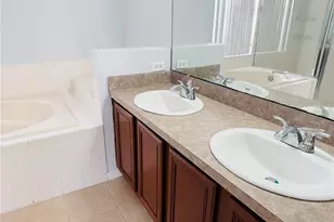 2961 Skyview Dr, Kissimmee, FL 34746 - Photo 13