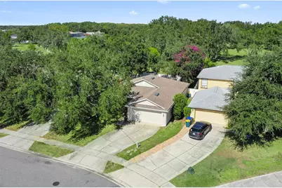 2523 Martins Run, Tavares, FL 32778 - Photo 19