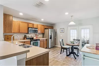 2523 Martins Run, Tavares, FL 32778 - Photo 9