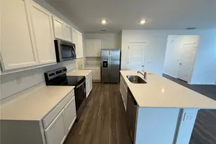 4659 Ostero St, Winter Haven, FL 33884 - Photo 3